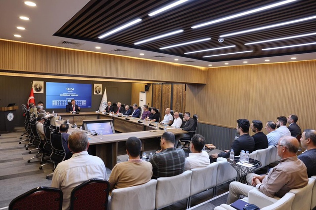 Erzincan'da turizm sektörü masaya yatırıldı; 2027 yılı hedefi belli oldu