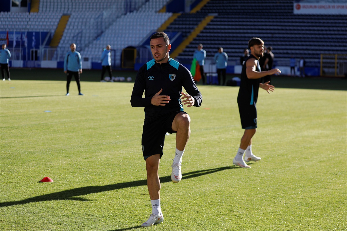Erzurumspor FK, deplasmanda oynayacağı Beşiktaş maçının hazırlıklarına devam etti