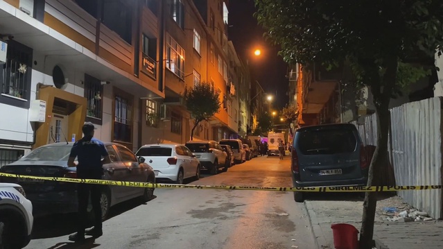 Esenler'de Silahlı Saldırı: Evde Çıkan Kavgada 3 Kişi Ağır Yaralandı