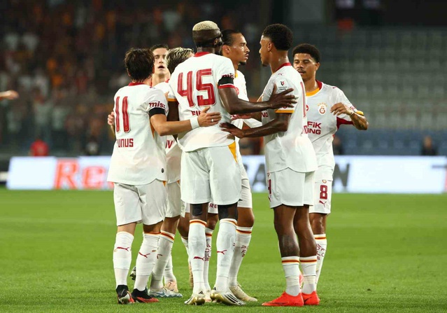 Galatasaray, Şampiyonlar Ligi ilk maçında Portekiz'de Sporting'e konuk olacak