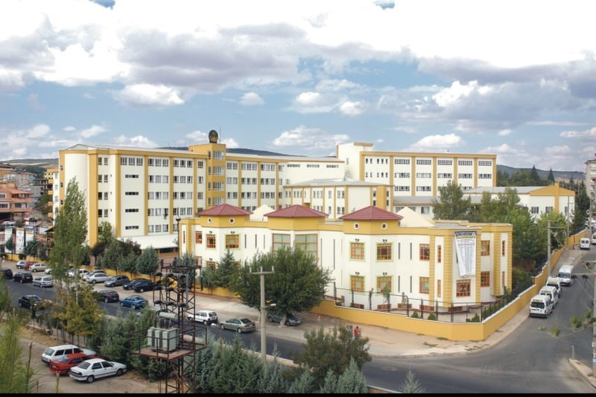 GKV Yönetimi, eğitimciye saldırı girişimi ve karalama kampanyasına hukuki süreç başlattı