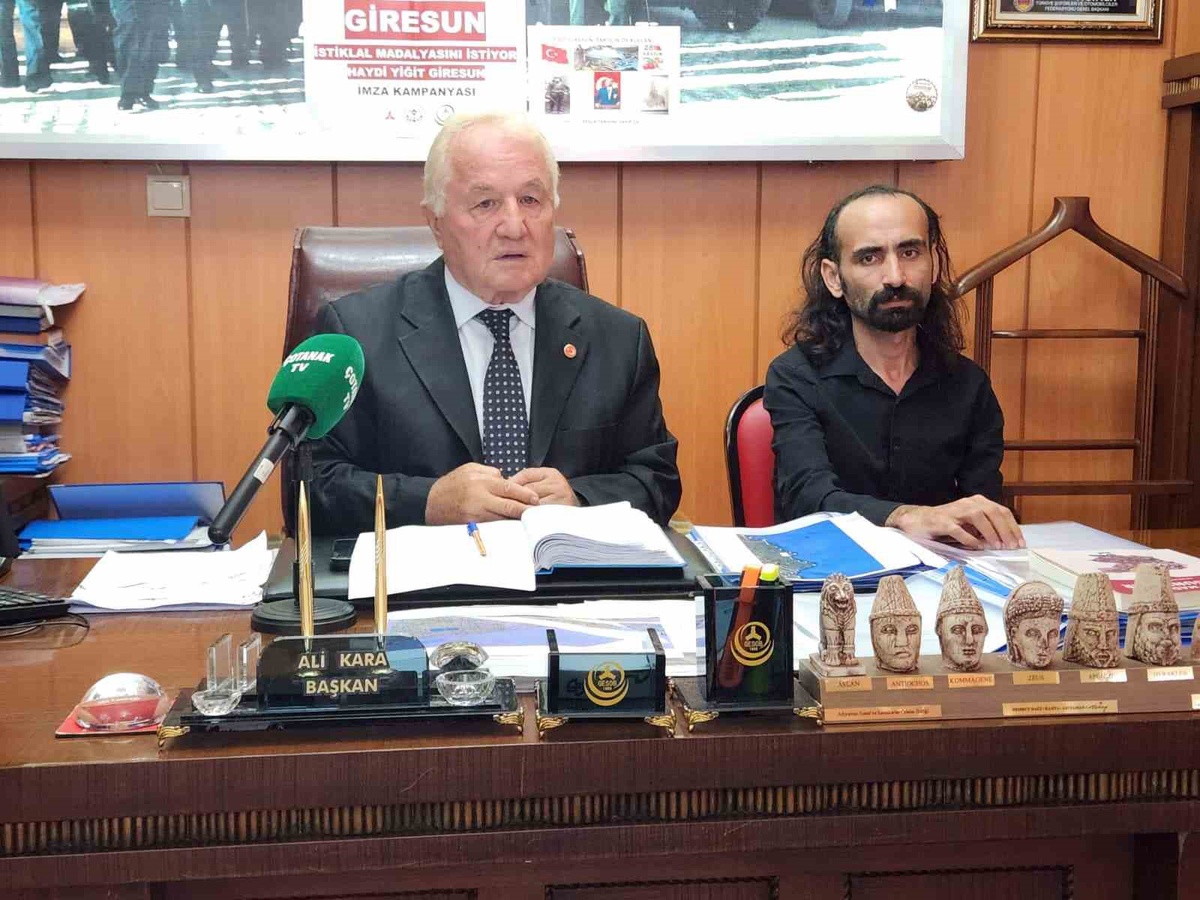 GESOB Başkanı: İstiklal Madalyası için 368 bin imza TBMM\'ye taşınsın