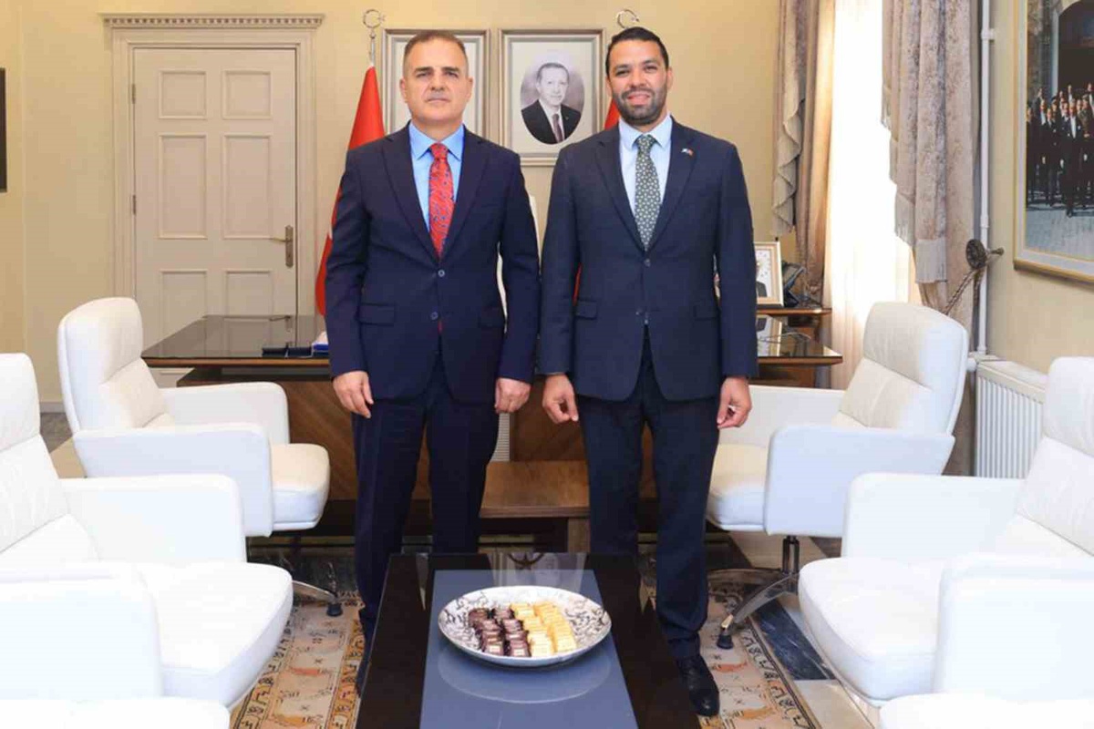 Guatemala Büyükelçisi Recinos, Muğla Valisi Akbıyık\'ı ziyaret etti