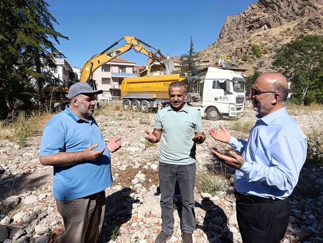 Afyonkarahisar İl Müftülüğünün yeni hizmet binasının temeli dualarla atıldı
