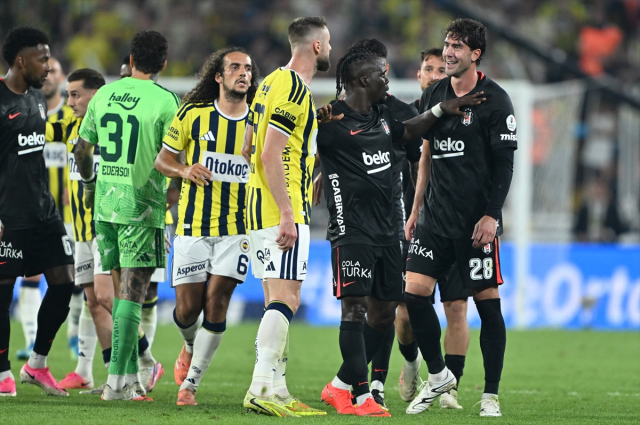 İsmail Kartal'dan Fenerbahçe'yi ayağa kaldıracak operasyon! Roma maçıyla her şey değişecek