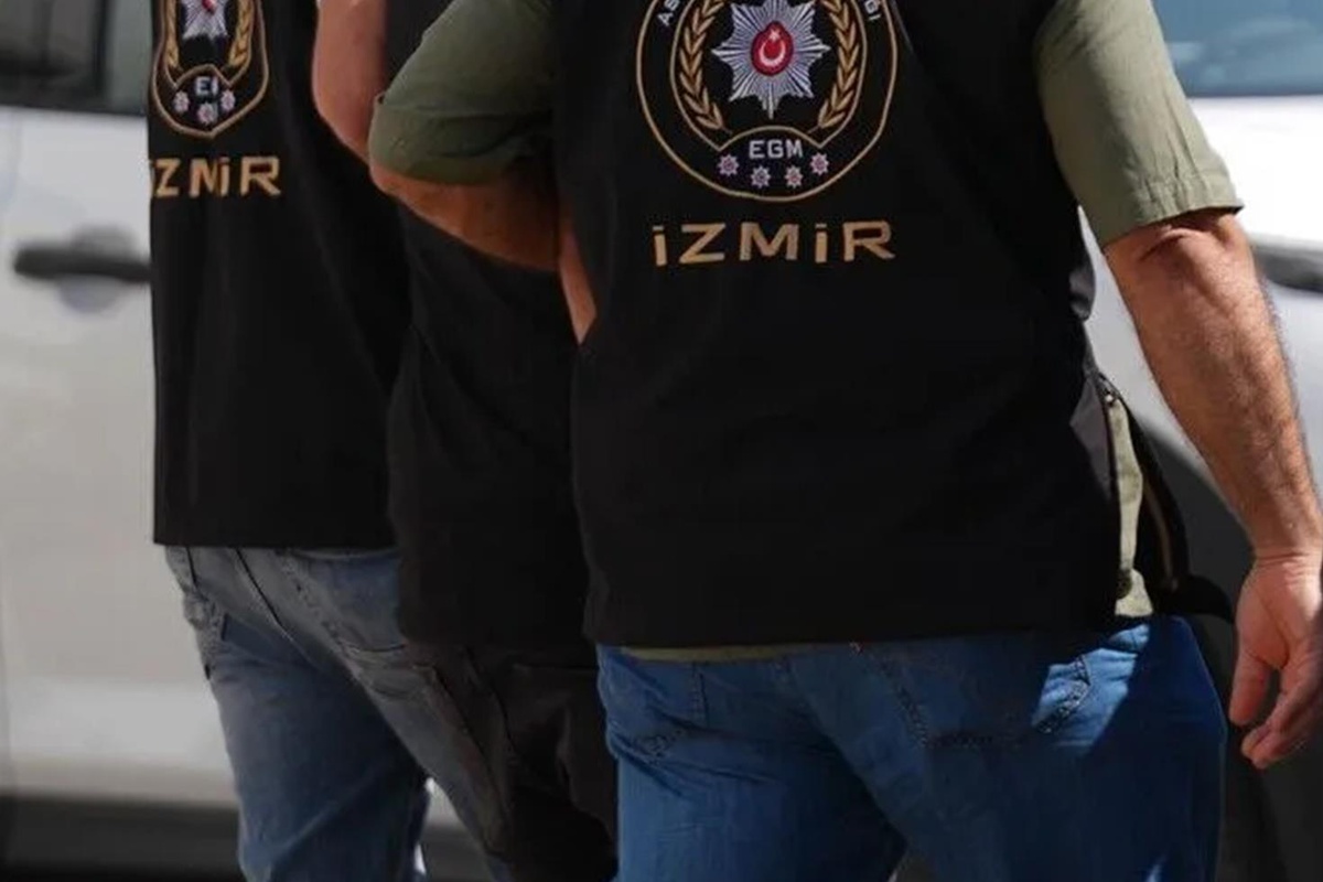 Belçika\'dan yönetilen örgüte İzmir\'de darbe! 87 taşınmaz ve 4 tekneye