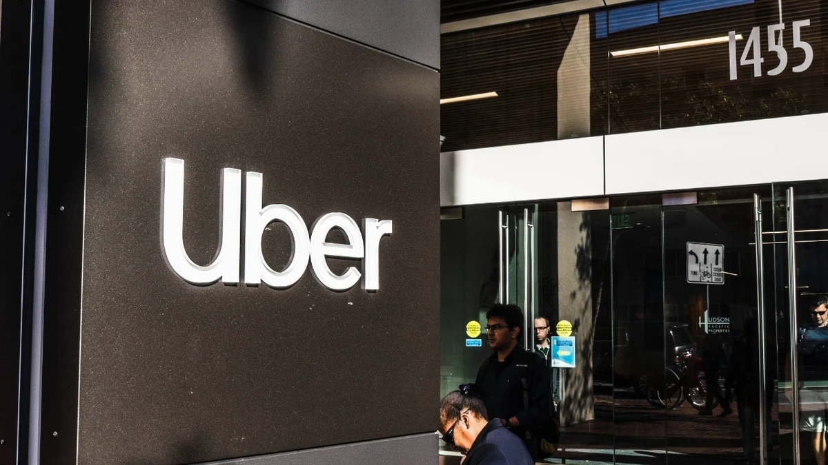 Uber\'ın kurucusu Kalanick\'in robotaksi şirketi Atoms, otonom araç için 1,7 milyar dolar topladı