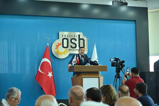 Kayseri OSB'de deprem güvenliği toplantısı yapıldı; Başkan Yalçın sunumlarla bilgilendirdi