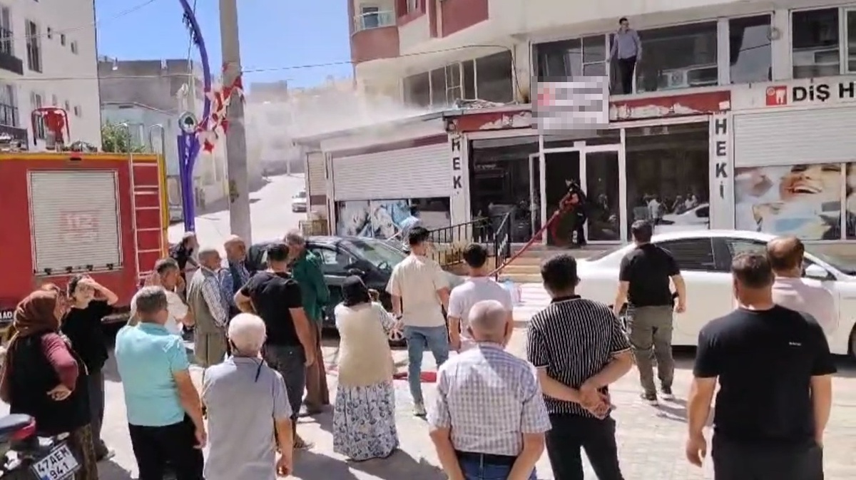 Mardin Mazıdağı\'nda diş kliniğinde çıkan yangın hasara yol açtı