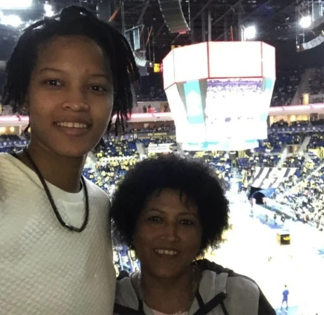 Melissa Vargas'ın annesini görenler şaştı kaldı