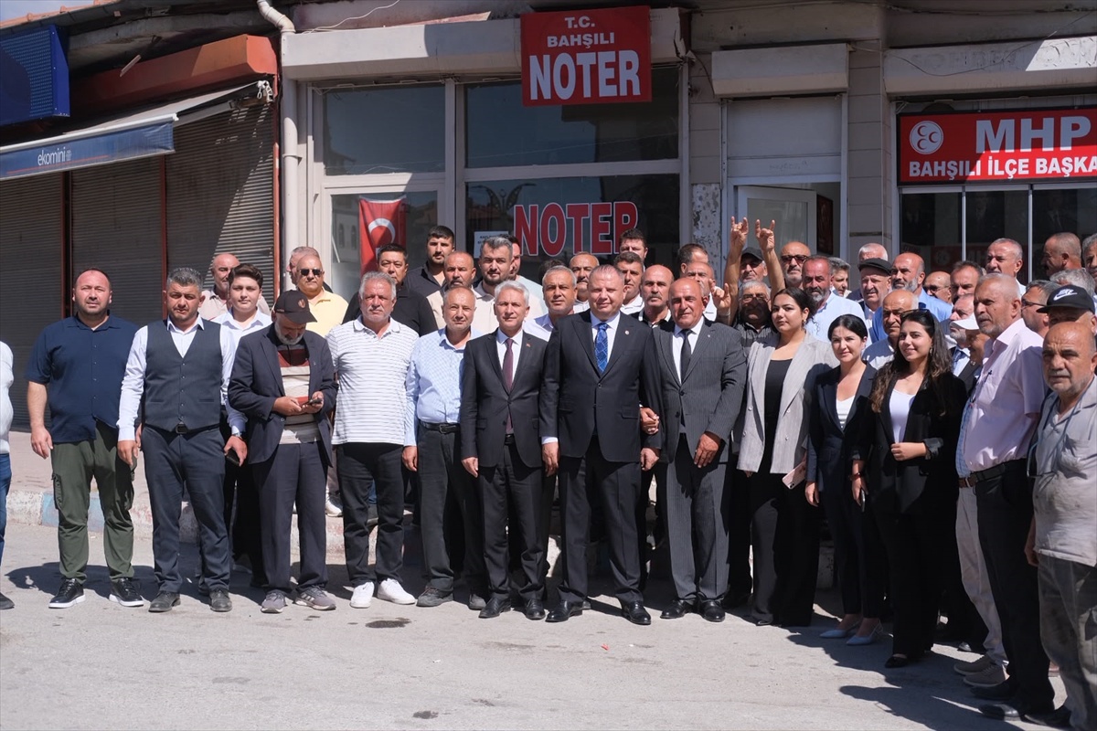 MHP Kırıkkale Milletvekili Öztürk, Bahşılı Kaymakamı ve ilçe teşkilatlarını ziyaret etti