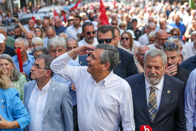 Özgür Özel saha çalışmasına Ardahan ve Kars'ta devam edecek