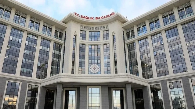 Sağlık Bakanlığı 26 Bin 673 Sözleşmeli Personel Alımının Başvuru Tarihi Hala Belirsiz