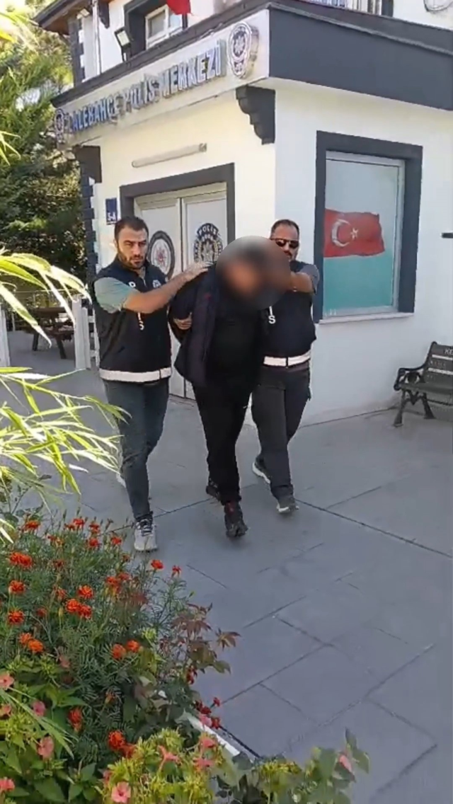 Trafikte tartıştığı sürücüye sopayla saldırmaya kalkışan kişiye 380 bin TL ceza kesildi