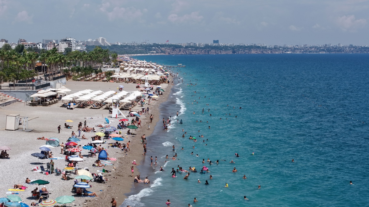AKTOB Başkanı: Antalya\'da eylül ve ekim, yaz sezonunun devamı olacak