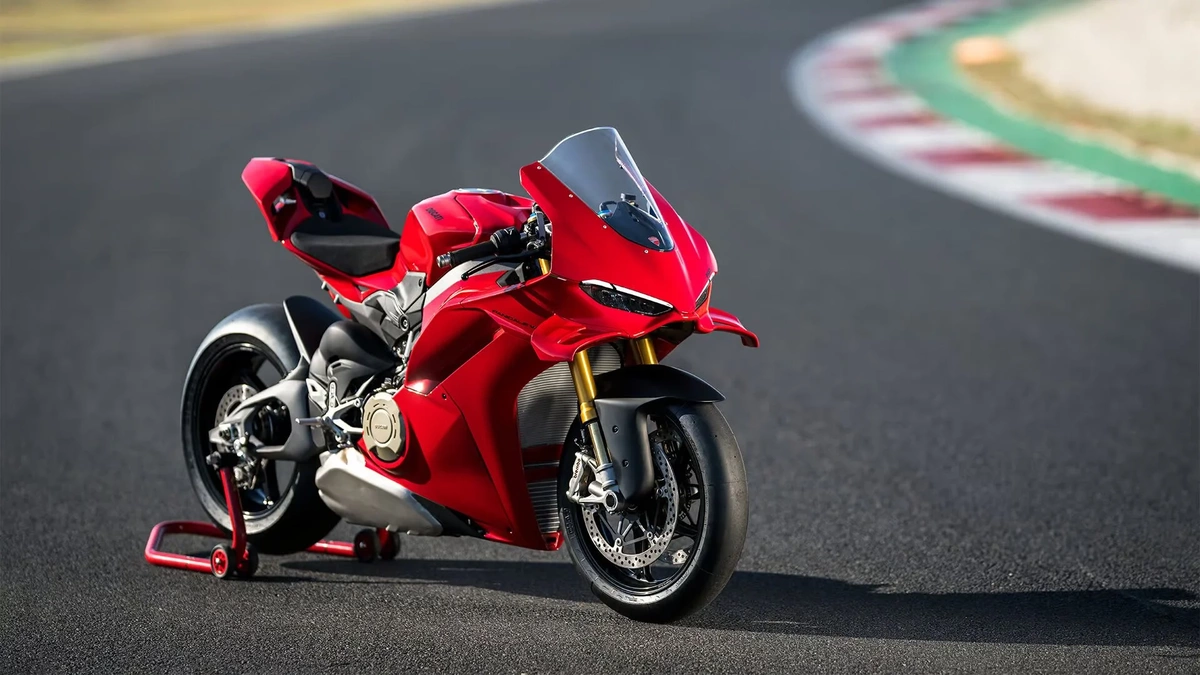 Volkswagen, odağını elektrikli araçlara çevirmek için Ducati\'yi elden çıkarmayı değerlendiriyor