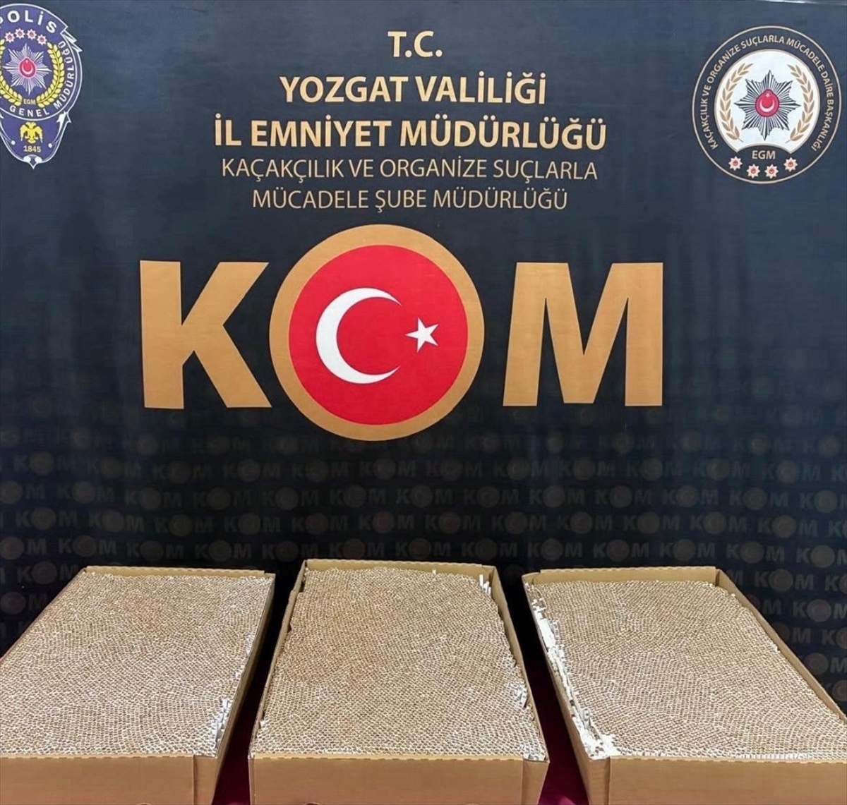 Yozgat\'ta polis operasyonunda 15 bin dolu makaron ele geçirildi, 1 kişi gözaltında