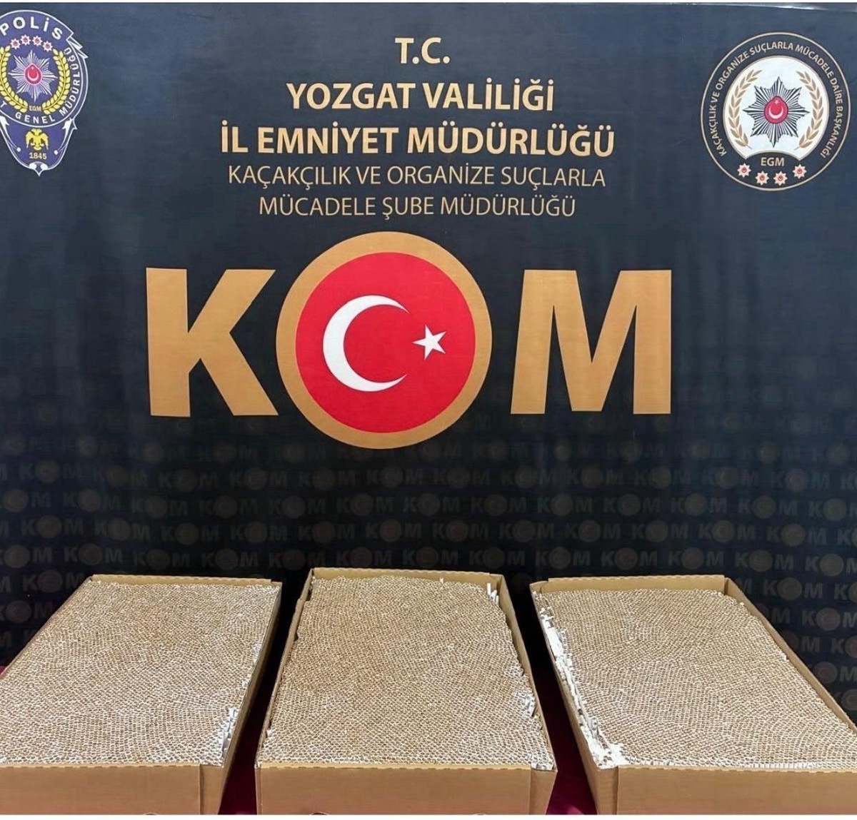Yozgat\'ta kaçak tütün operasyonunda 15 bin doldurulmuş makaron ele geçirildi