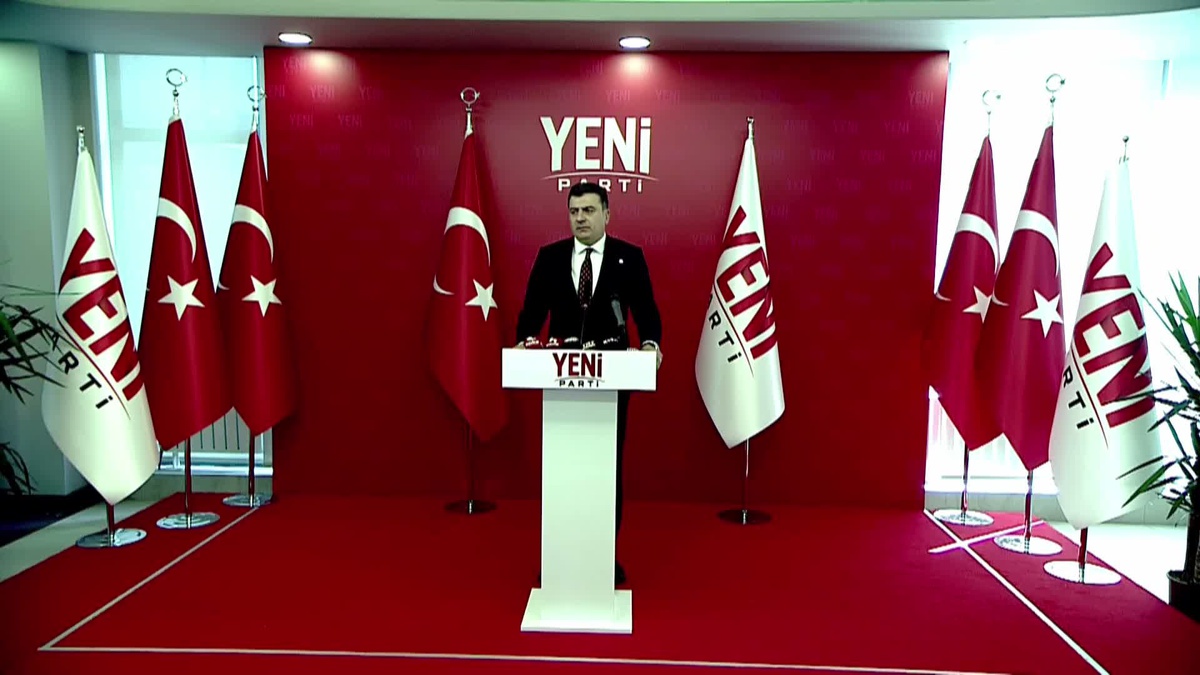 Zeynel Emre\'den Üsküdar tepkisi: “Bunun adı hırsızlıktır, bir belediye çalınmıştır”