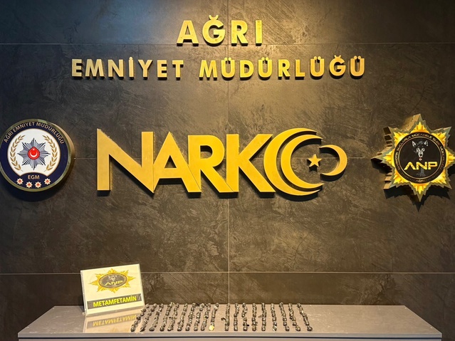 Ağrı'da uyuşturucu operasyonunda gözaltına alınan 7 İran uyruklu şüpheli tutuklandı.