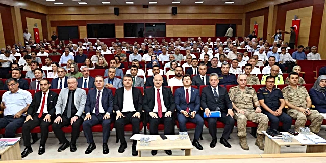 Adıyaman'da 2026-2027 eğitim yılı öncesi trafik ve güvenlik tedbirleri ele alındı