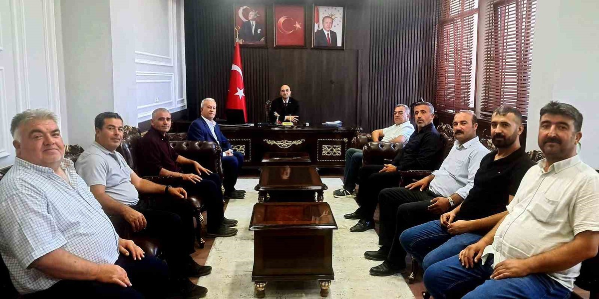 Araban\'da Başkan Altun, Kaymakam Ceylan\'a tarım ürünleri hakkında bilgi verdi