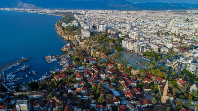 Antalya'da üniversite dönemi öncesi kiralık daire fiyatları 55 bin liraya çıktı