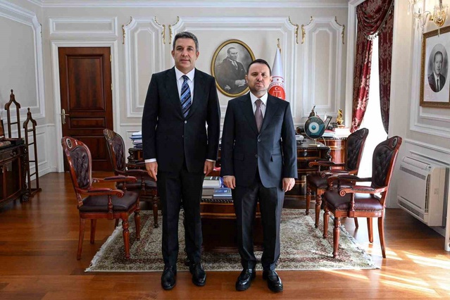 Kapadokya Alan Başkanı Aslanbay, bölgedeki projeler için Bakan Gürlek'i ziyaret etti