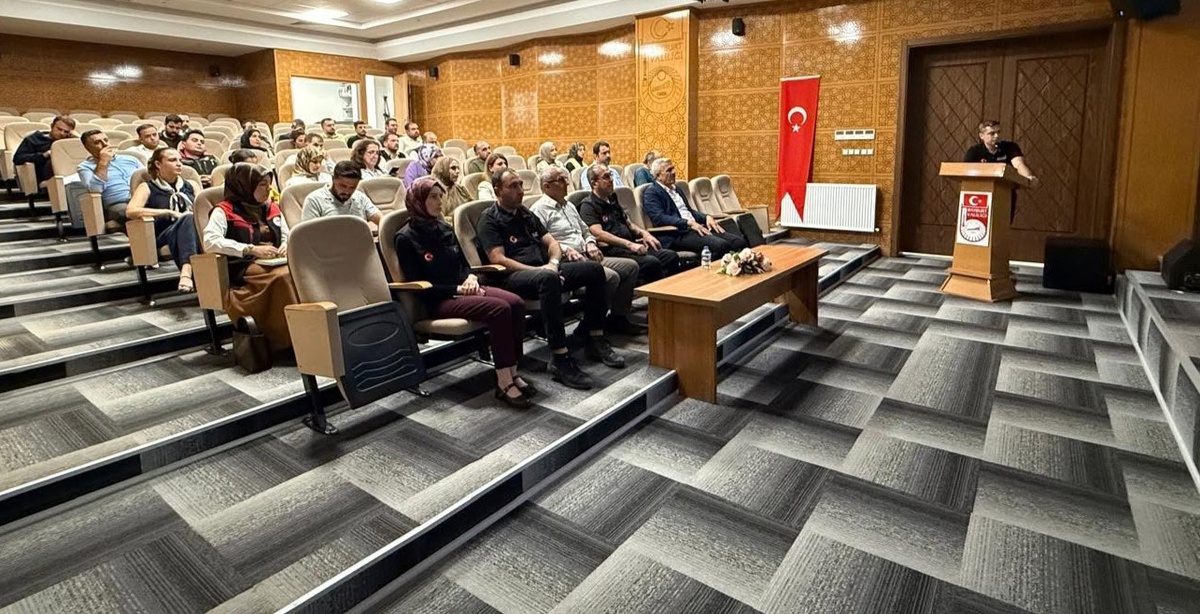 Bayburt\'ta İRAP 2026 için uzman bilgilendirme toplantısı yapıldı