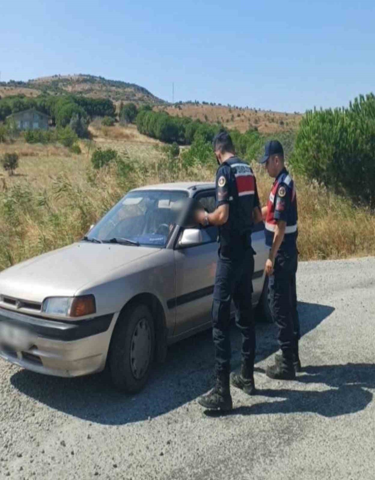 Çanakkale’de çeşitli suçlardan aranan 7 şüpheli tutuklandı