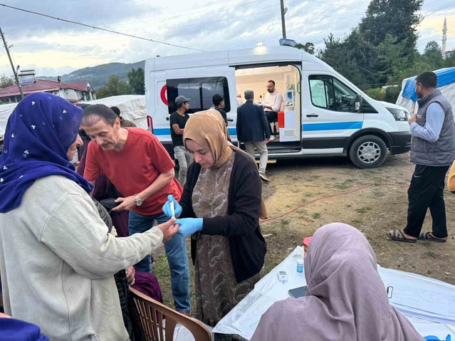Samsun Çarşamba'da mevsimlik tarım işçileri sağlık taramasından geçirildi