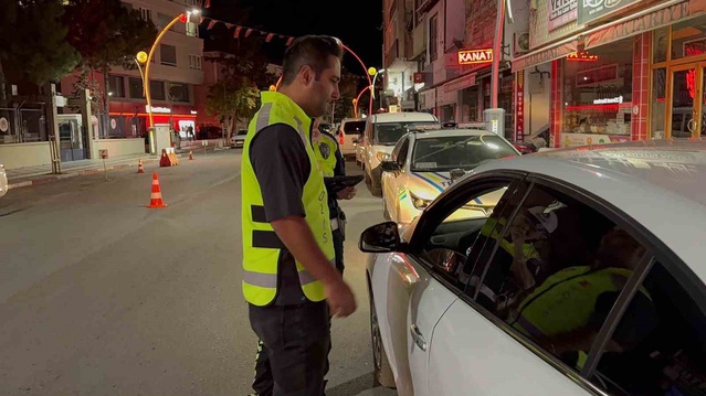 Çorum Sungurlu'da trafik denetiminde 28 sürücüye ceza kesildi