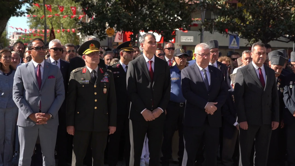 Edremit\'te kurtuluşun 104\'üncü yılı törenlerle kutlandı