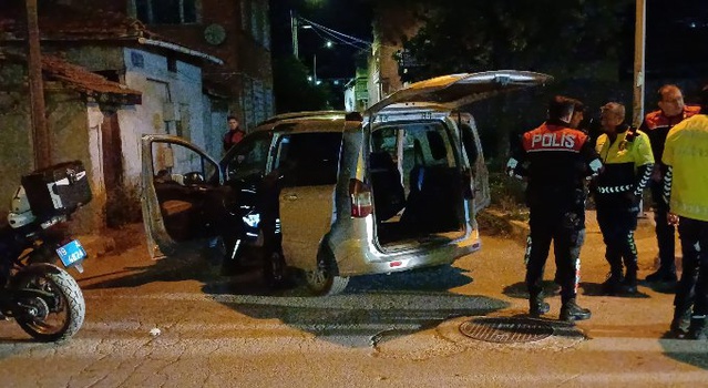 Çorum'da kiralık araçta 680 hap ve metamfetamin ele geçirildi