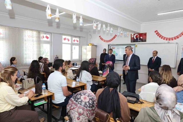 Erzurum'da Maarif Modeli seminerinde İl Milli Eğitim Müdürü okul yöneticileriyle buluştu