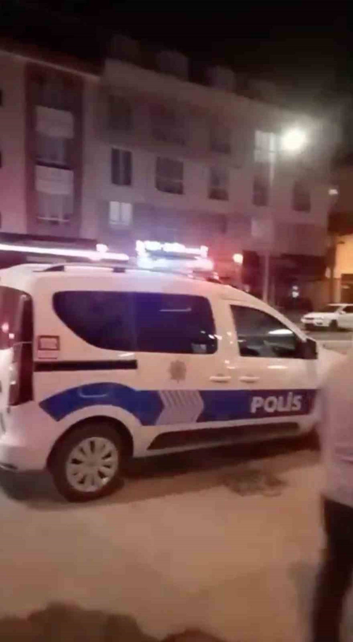 Eskişehir\'de evde çıkan yangın ekiplerin müdahalesiyle söndürüldü