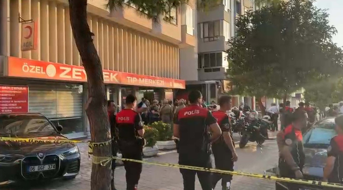 İzmir Karabağlar\'da bankada rehin alma iddiasına çok sayıda polis sevk edildi