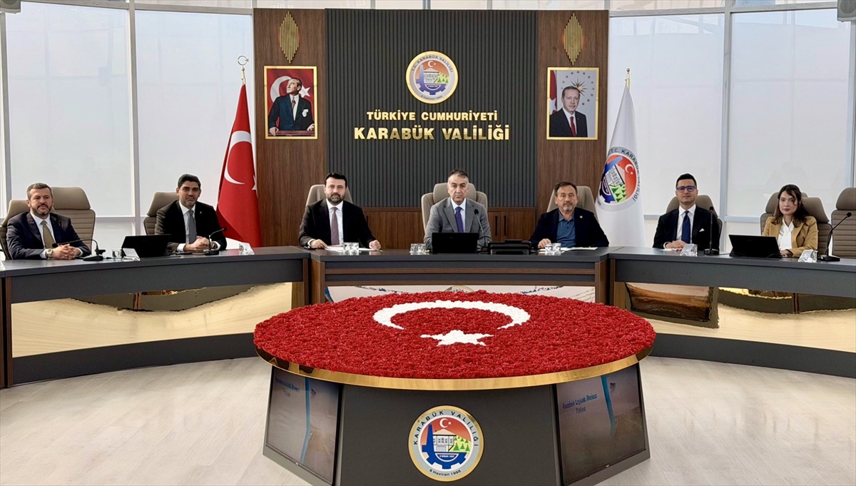 Karabük Lojistik Merkezi Projesi için istişare toplantısı Vali Çağatay başkanlığında yapıldı