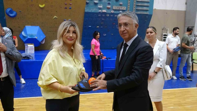 Samsun Canik'te pickleball projesi başladı, kamu personeli ve öğretmenlere eğitim verildi