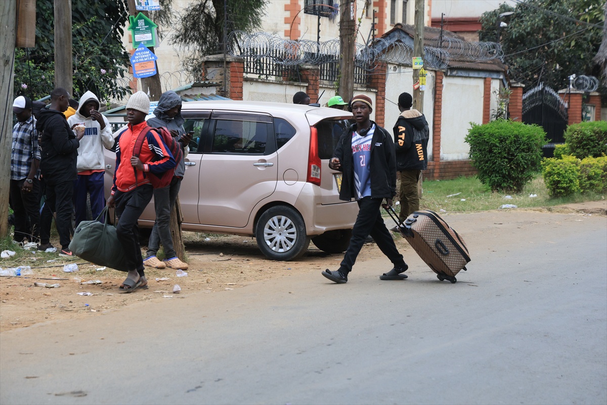 Kenya, kayıt dışı yabancılar için geçici kayıt süreci başlattı