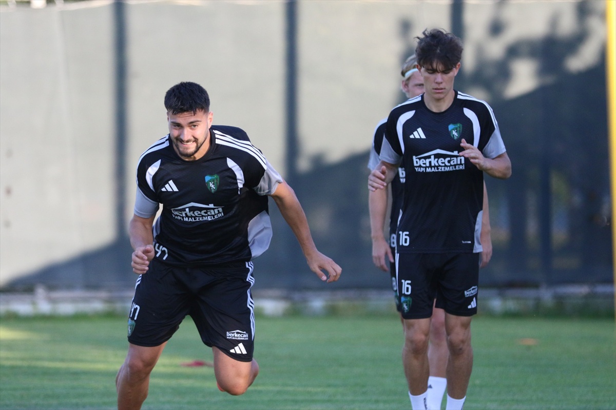 Kocaelispor Teknik Direktörü Selçuk İnan: Galatasaray maçı bizim için özel bir karşılaşma