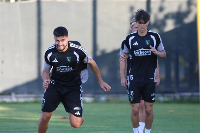 Kocaelispor Teknik Direktörü Selçuk İnan: Galatasaray maçı bizim için özel bir karşılaşma