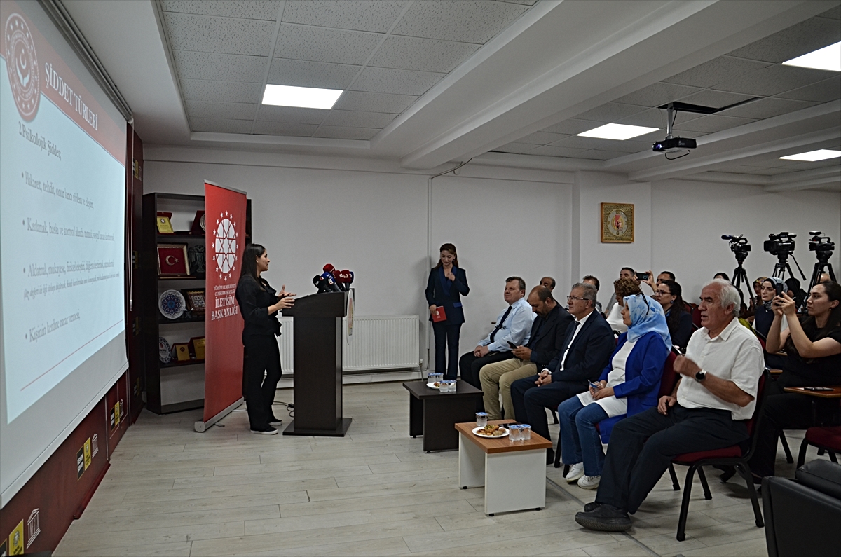 Konya\'da kadına yönelik şiddetle mücadele farkındalık semineri düzenlendi