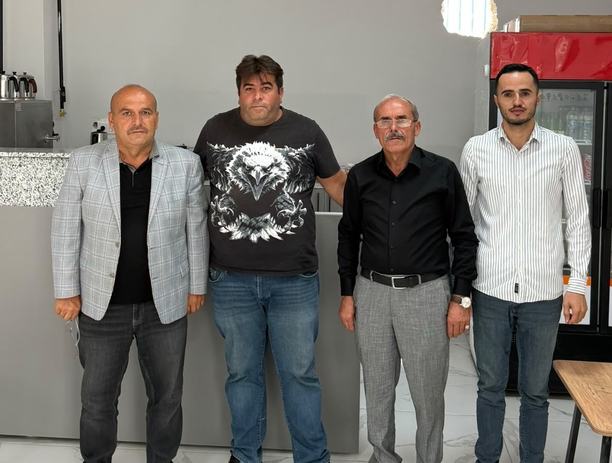 MHP Kuluncak’tan yeni işletmelere hayırlı olsun ziyareti