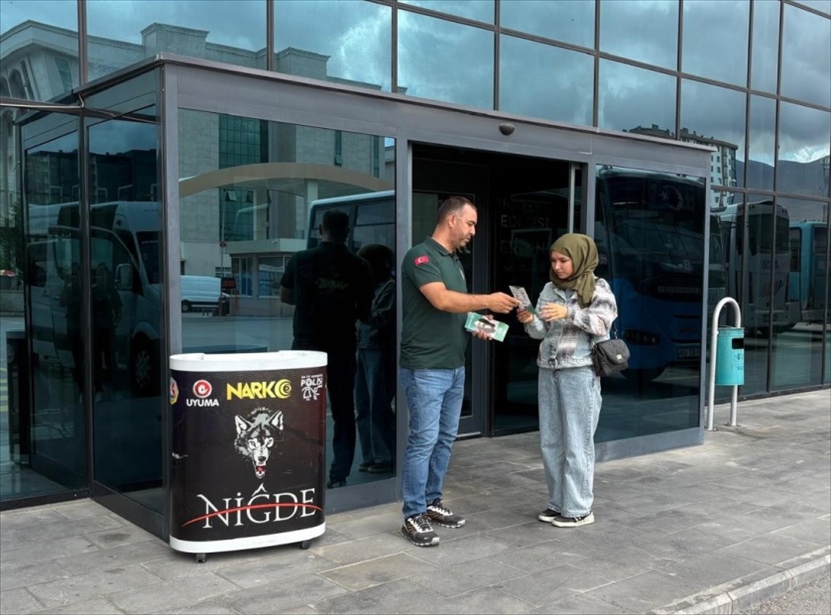 Niğde\'de uyuşturucu kullanımını önlemeye yönelik bilgilendirme yapıldı