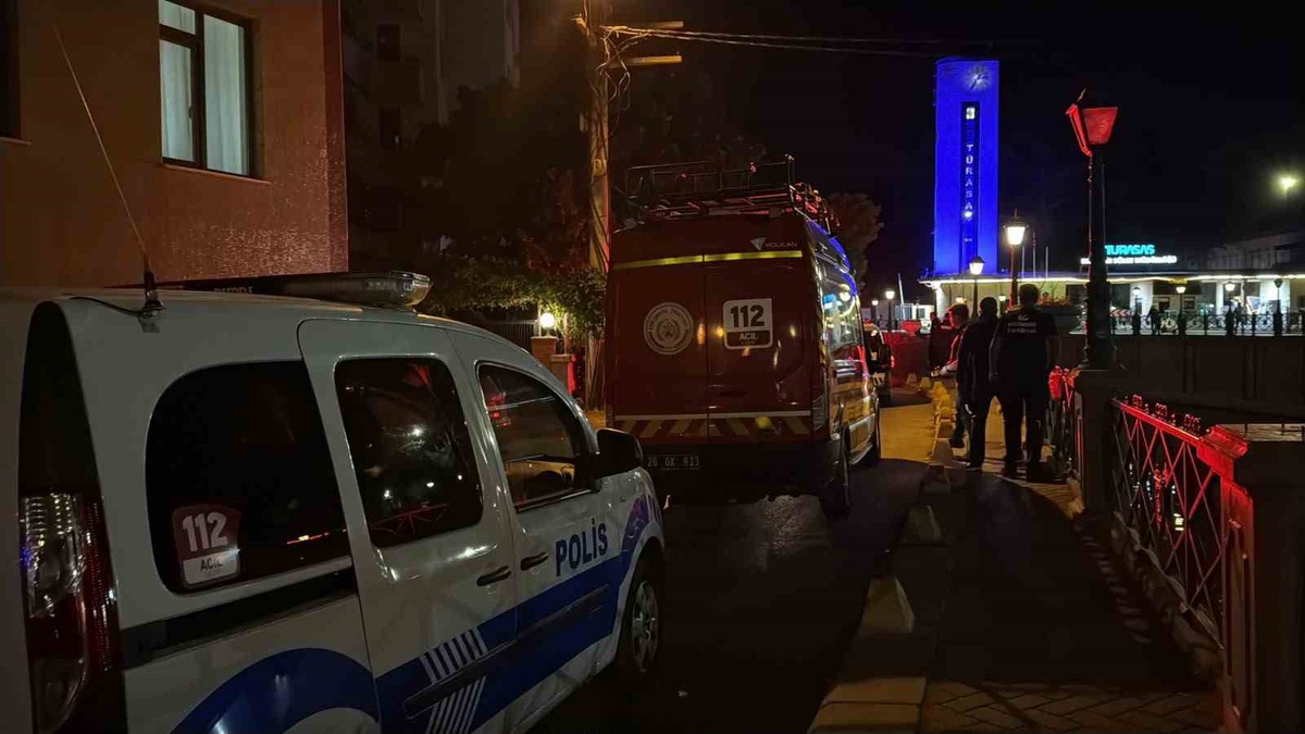 Eskişehir\'de Porsuk Çayı\'na düşen var ihbarı asılsız çıktı, ekipler iz bulamadı