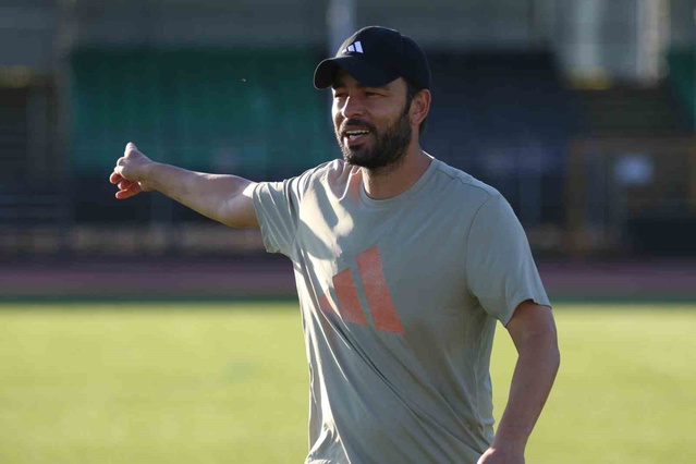 Kocaelispor Teknik Direktörü Selçuk İnan: Galatasaray deplasmanında mücadele vereceğiz