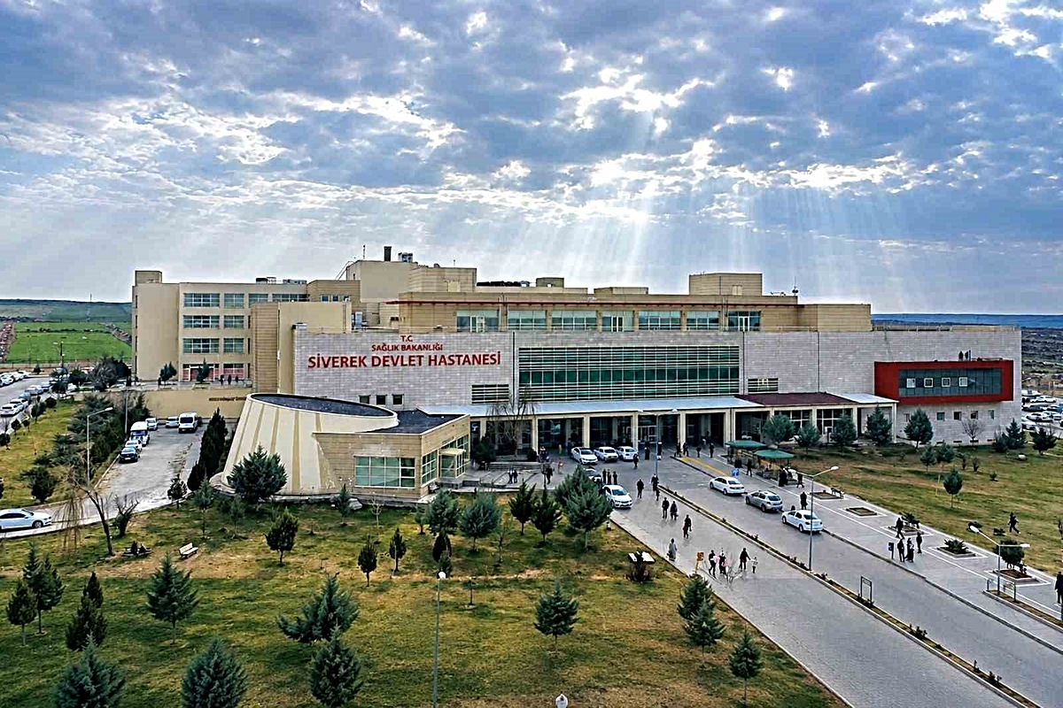 Siverek Devlet Hastanesinde Hepatit B hastalarına ilk karaciğer biyopsisi başarıyla yapıldı