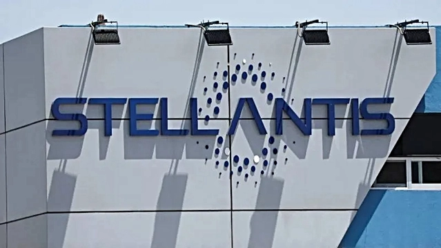 Stellantis, lastik basıncı yazılım hatası nedeniyle ABD'de 202 bin Jeep'i geri çağırıyor