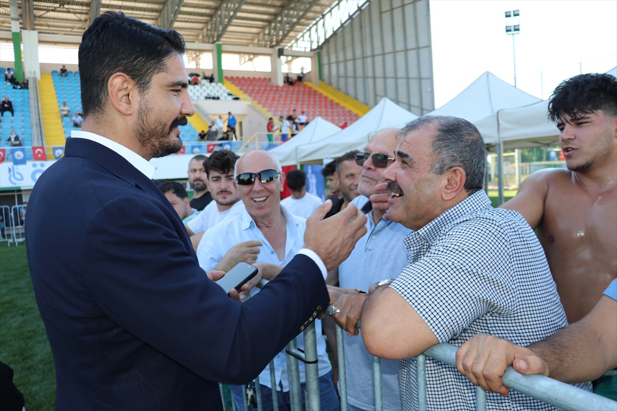 Taha Akgül "aslan güreşçilerine" güveniyor